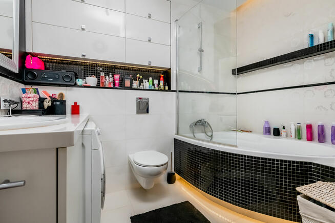 Piękne, przestronne mieszkanie blisko Centrum!