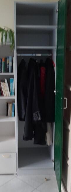 Szafa ubraniowa na wieszaki + 2 półki