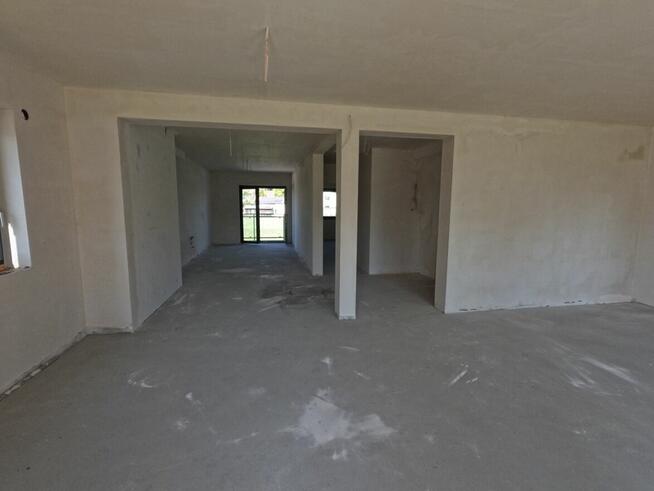 DOM 280 M2 Z GARAŻEM 4 SAMOCHODY KRAKÓW NOWA HUTA