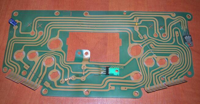 PŁYTKA Z OBWODEM ELEKTRYCZNYM WSKAŹNIKÓW I ZEGARÓW do Daewoo