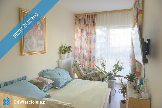 apartament dwu-poziomowy , wysoki parter + I piętro, dwa tarasy, dwa parkingi , komórka usytuowany