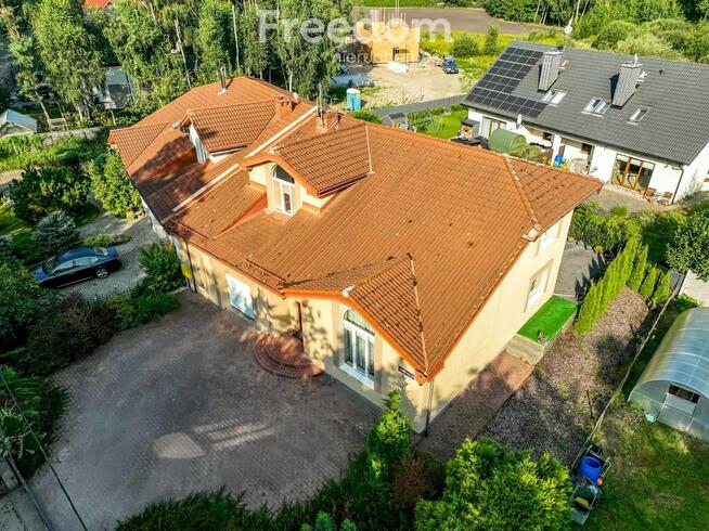 Dom w pięknej okolicy nad jeziorem tuż przy Osowej
