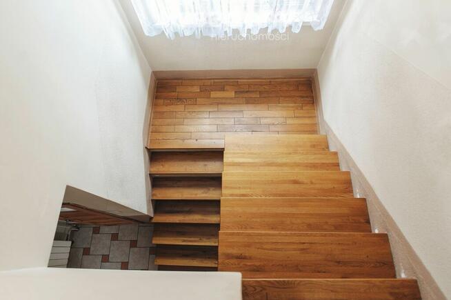 Idealny, wygodny dom w spokojnej okolicy.