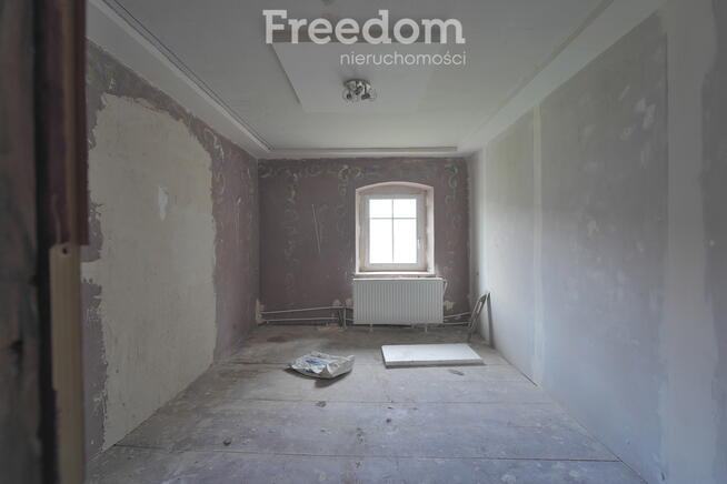 Gospodarstwo pod agroturystykę lub do zamieszkania