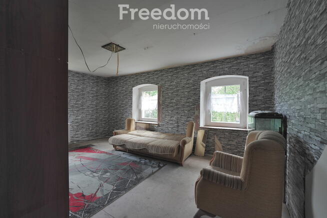 Gospodarstwo pod agroturystykę lub do zamieszkania