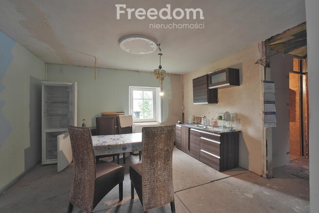 Gospodarstwo pod agroturystykę lub do zamieszkania