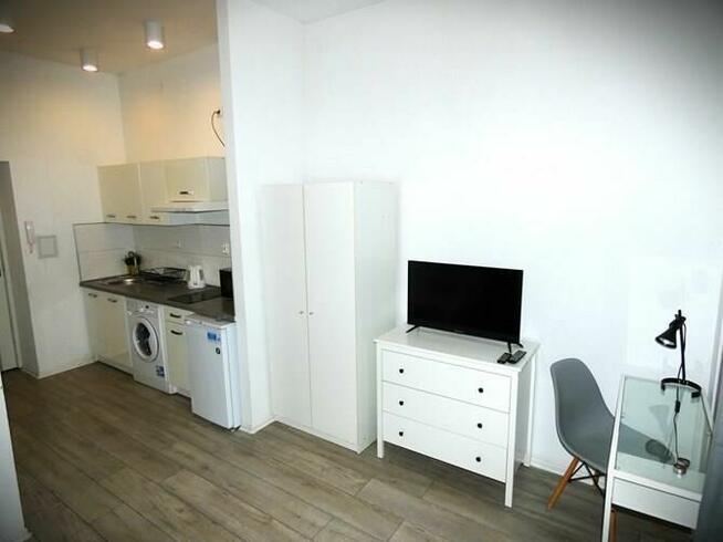 Studio z miejscem postojowym – Krasickiego 3, Łódź