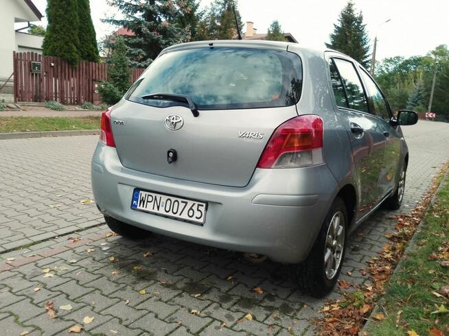 Toyota Yaris II , 998cm3 ,6Litrów LPG na 100km ,
