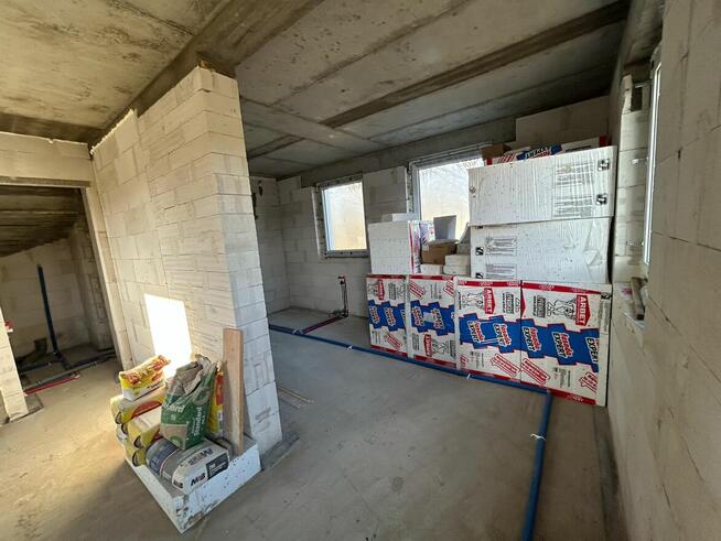 Dom jednorodzinny w stanie surowym