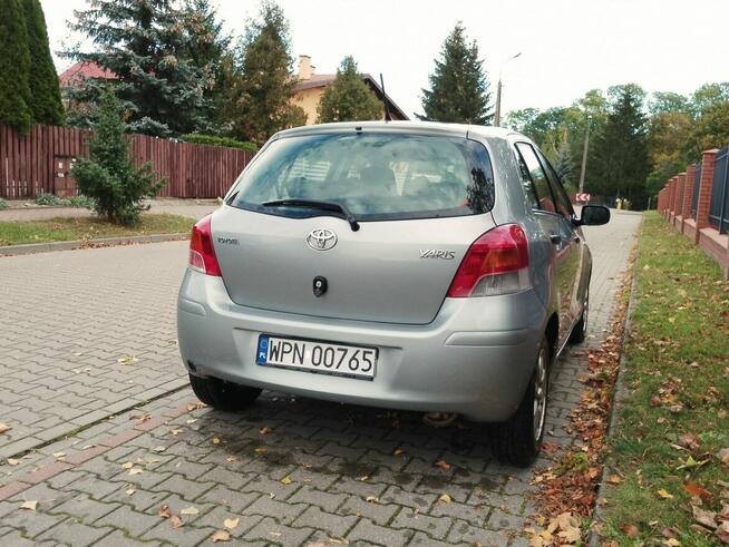 Toyota Yaris II , 998cm3 ,6Litrów LPG na 100km ,