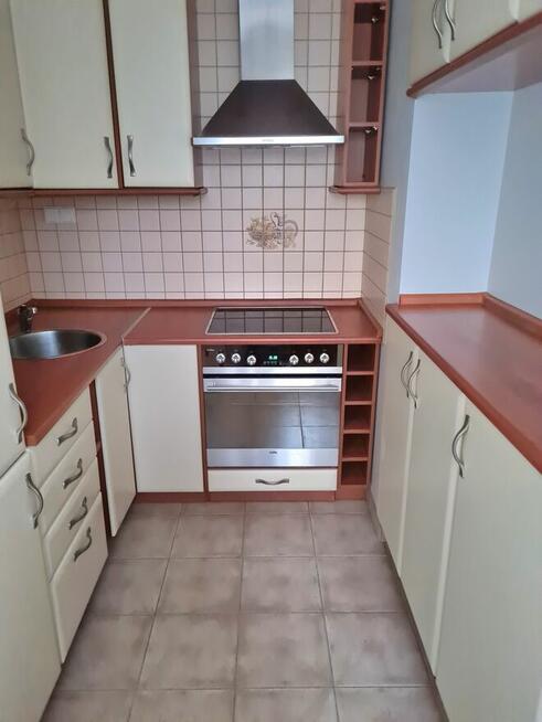 Kawalerka Al. KEN 90 Stokłosy Ursynów balkon ochrona