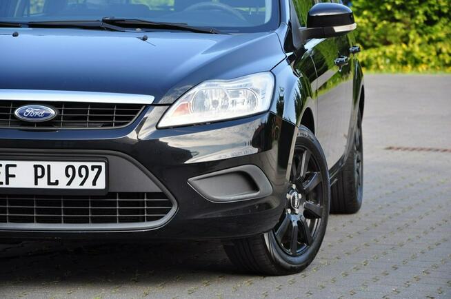 Ford Focus 1,6 benz 125KM Alufelgi klimatyzacja Grz.Szyba Temp. 1Wł. z DE !