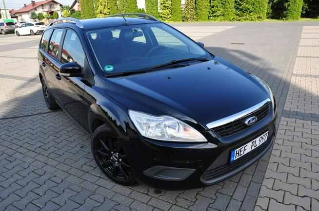 Ford Focus 1,6 benz 125KM Alufelgi klimatyzacja Grz.Szyba Temp. 1Wł. z DE !