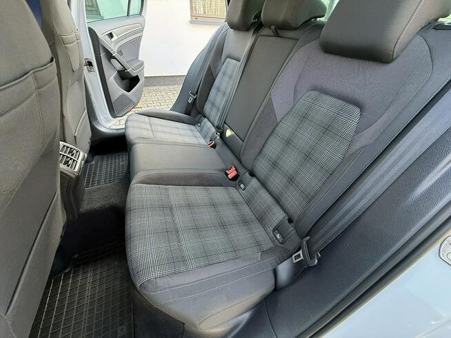 Volkswagen Golf 1,4 GTE PlugInHybrid DSG/ 204Km Navi/Kamera/PDC/ACC/NoweOpony/Full led