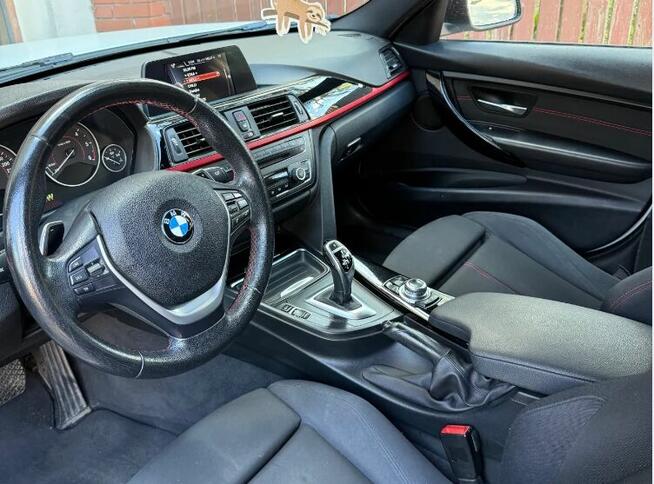 BMW Seria 3 320d xDrive Sport-Aut Sport Line