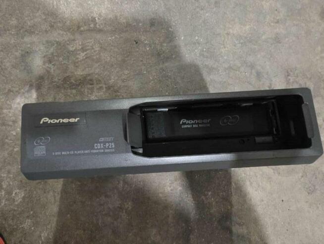Zmieniarka Samochodowa Pioneer CDX-P25.