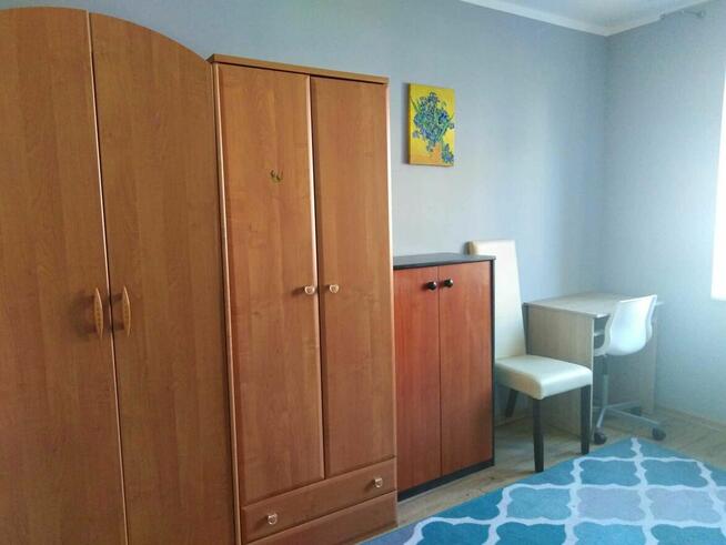 Dwa pokoje jednoosobowe z balkonami w centrum Olsztyna