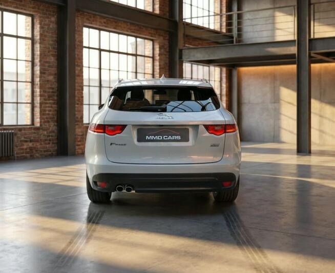 Jaguar F-PACE Rok Gwarancji Serwis Bezwypadkowy