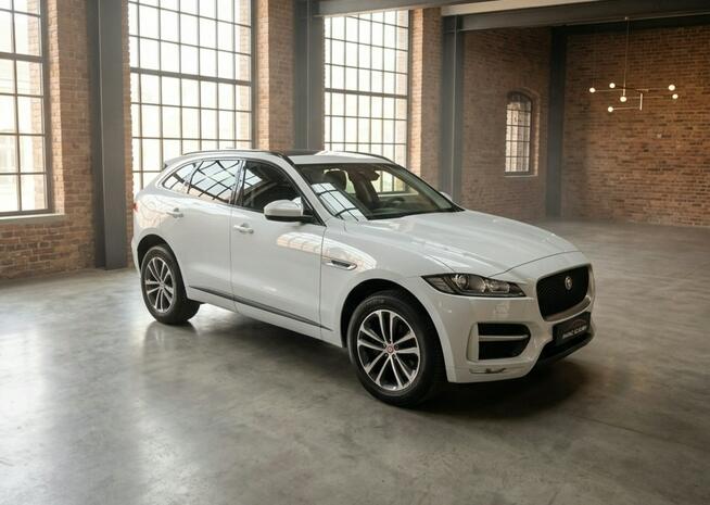 Jaguar F-PACE Rok Gwarancji Serwis Bezwypadkowy