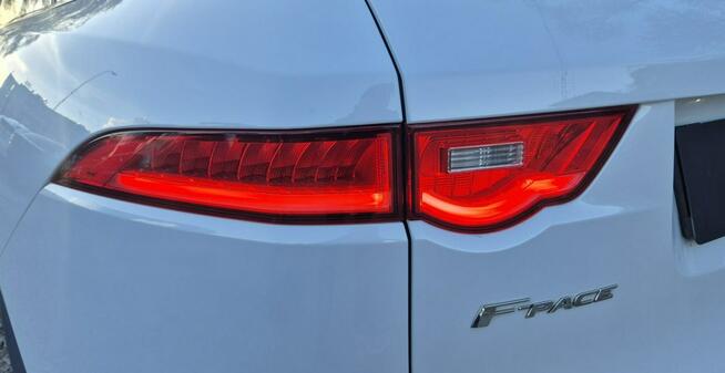 Jaguar F-PACE Rok Gwarancji Serwis Bezwypadkowy