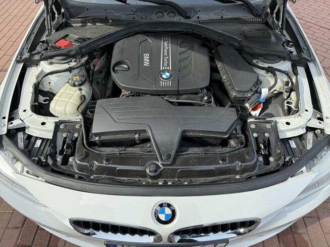 BMW Seria 3 320d xDrive Sport-Aut Sport Line