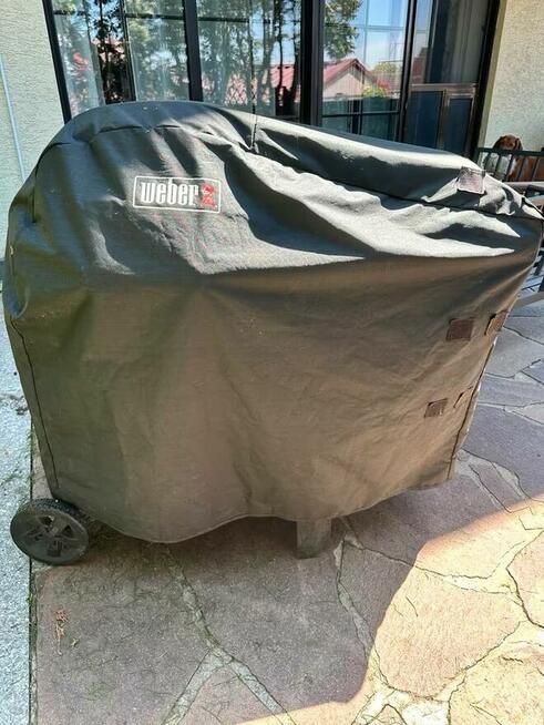 Grill elektryczny Weber Pulse 2000 z wózkiem i pokrowcem