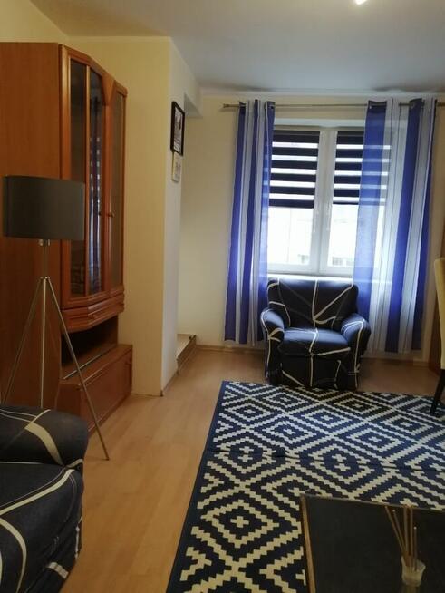 Dwa pokoje jednoosobowe z balkonami w centrum Olsztyna