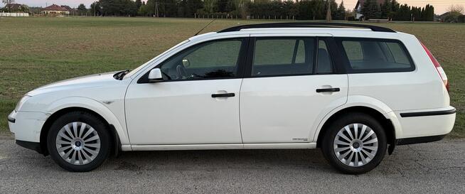 Ford Mondeo Kombi - Bezwypadkowy Oryginał Lakier - pewne km