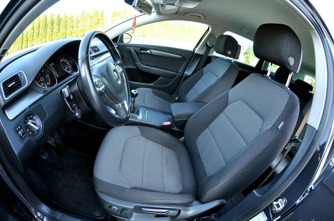 Volkswagen Passat 2.0Tdi 140KM Navi Klimatronik Grzane Fotele