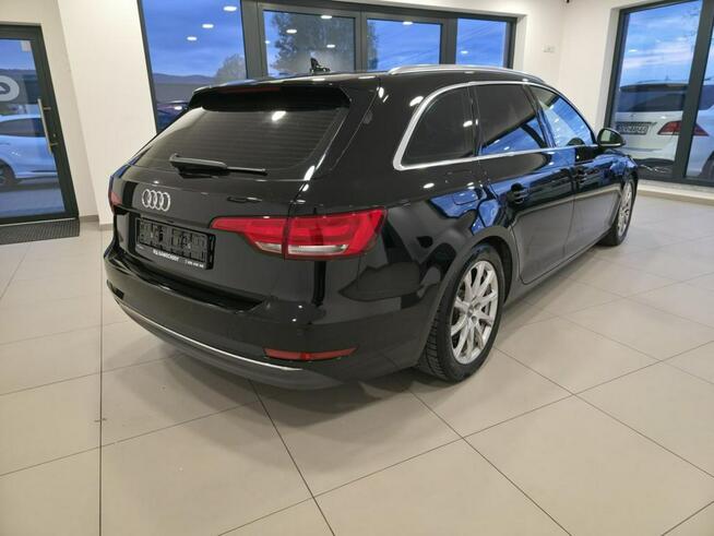 Audi A4 Bezwypadkowy/ Roczna Gwarancja w cenie / DSG / Zadbany