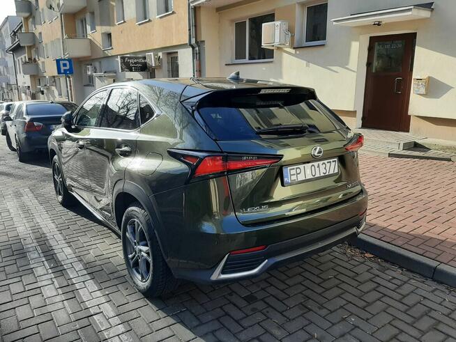 Lexus NX 300h z gazem