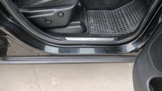 Sprzedam Jeppa Grand Cherokee WK 2