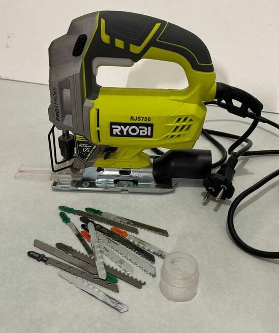 Wyrzynarka Ryobi RJS750-G 500W + zestaw brzeszczotów