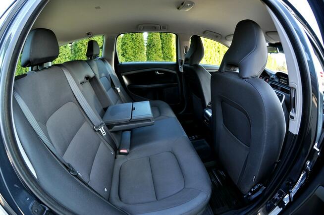 Volvo V70 2.5 Turbo 231KM LIFT Climatronic Grzane