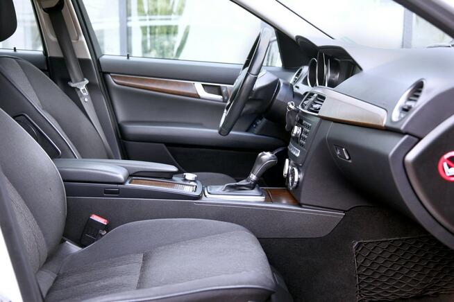 Mercedes C 200 ELEGANCE|Navi|Automat|2xPark|Bluetooth| Serwisowany|RATY|GWARANCJA