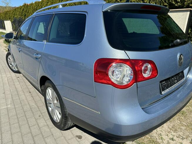 Volkswagen Passat Highline, 1,8b moc 160, pół skóry, nawigacja, bluetooth, z Niemiec