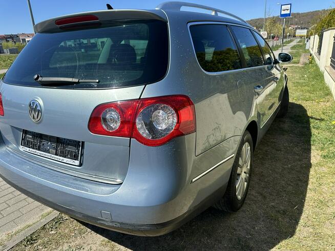 Volkswagen Passat Highline, 1,8b moc 160, pół skóry, nawigacja, bluetooth, z Niemiec
