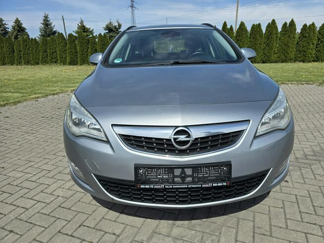 Opel Astra Sports Tourer 1,4 Benz. Serwis.Klimatyzacja.El.szyby.Centralka.kredyt.OKAZJA