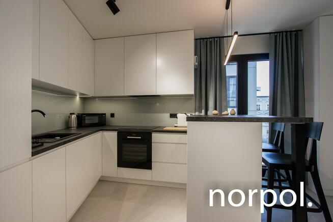 Nowoczesne mieszkanie z przestronnym balkonem / modern apartment