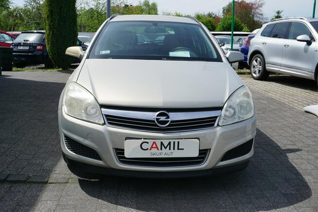 Opel Astra polski salon