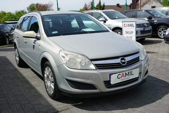 Opel Astra polski salon