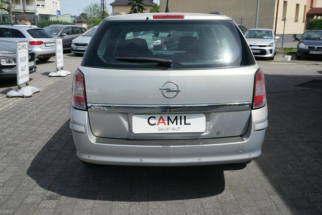Opel Astra polski salon