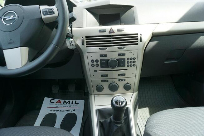 Opel Astra polski salon
