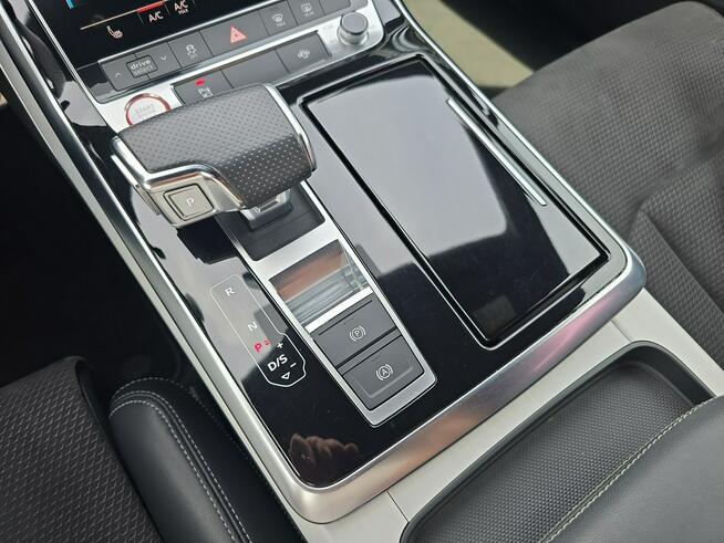 Audi SQ7 Pneumatyka_MatrixLED_Kamera360_Alcantara_SoundSystem_PamięćFotela_ACC