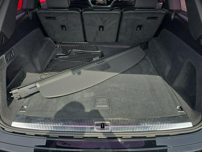 Audi SQ7 Pneumatyka_MatrixLED_Kamera360_Alcantara_SoundSystem_PamięćFotela_ACC