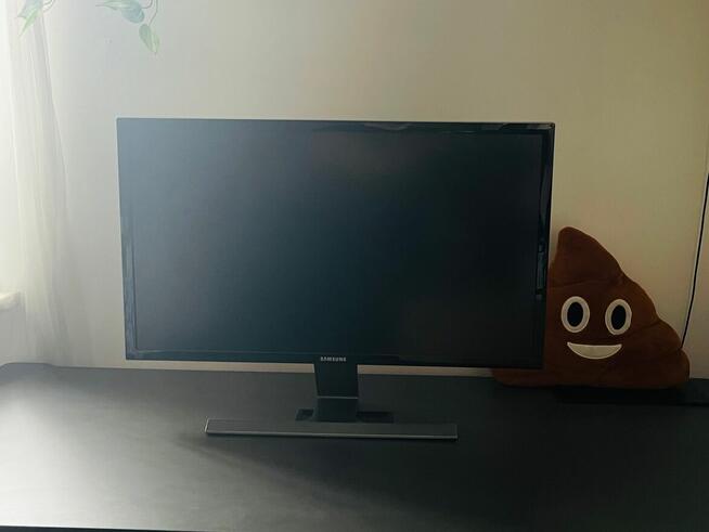 Monitor SAMSUNG model U28D590D 28 4K