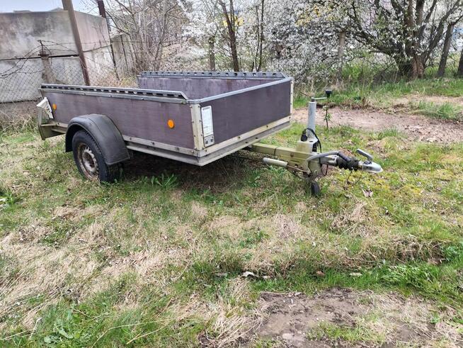 Sprzedam sprowadzoną przyczepkę
