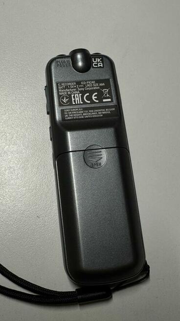 Dyktafon cyfrowy Sony ICD-PX240 – 4GB, MP3 + Akumulatorki