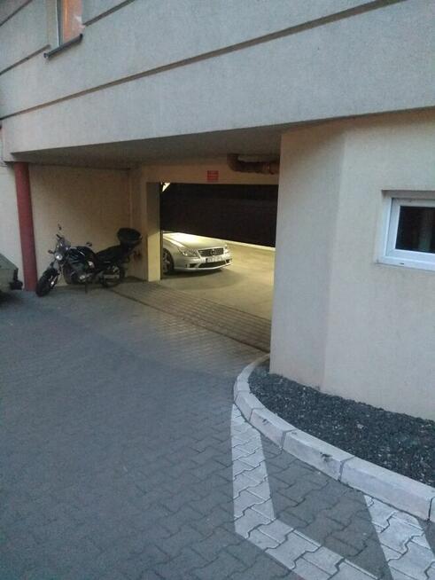 Chełmońskiego Kraków, Miejsce Postojowe, Garaż, Prądnik