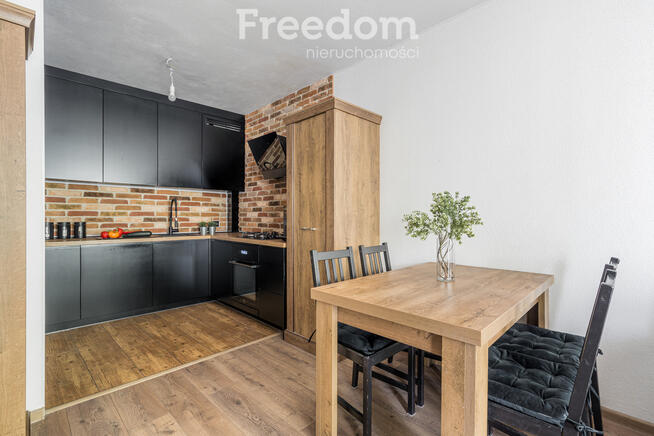 Jasne 2 pokoje (39,5 m²) z dużym balkonem